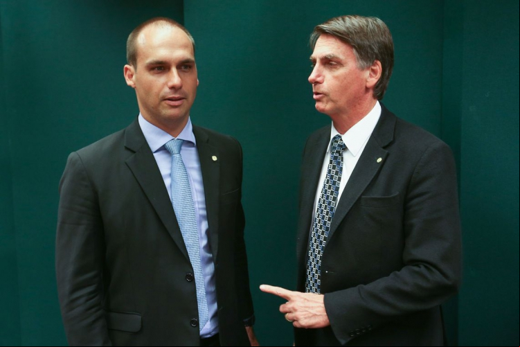 Eduardo Bolsonaro e Jair Bolsonaro