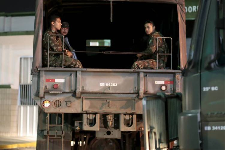 REFORÇO da denominada "Operação Mandacaru" começou a chegar a Fortaleza na sexta-feira, 21