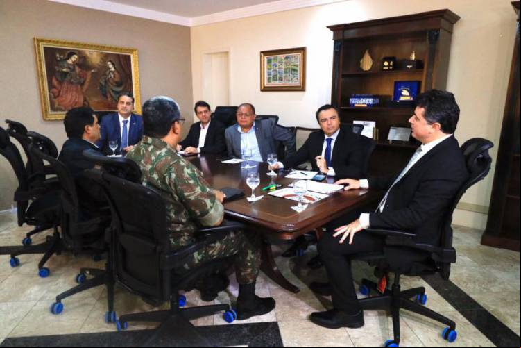 Comissão que está atuando na paralisação da PM no Ceará.