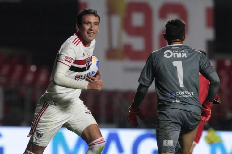 Atacante Pablo comemora gol no jogo São Paulo x 4 de Julho, no Morumbi, pela Copa do Brasil