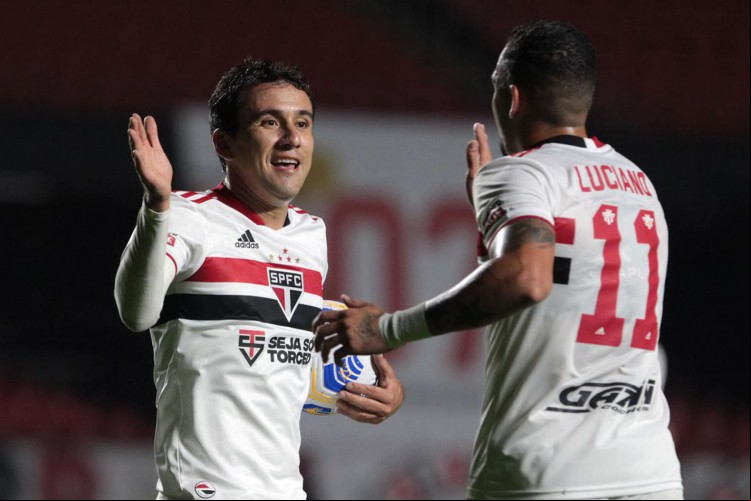 São Paulo atropela 4 de Julho-PI e vai às oitavas da Copa do Brasil