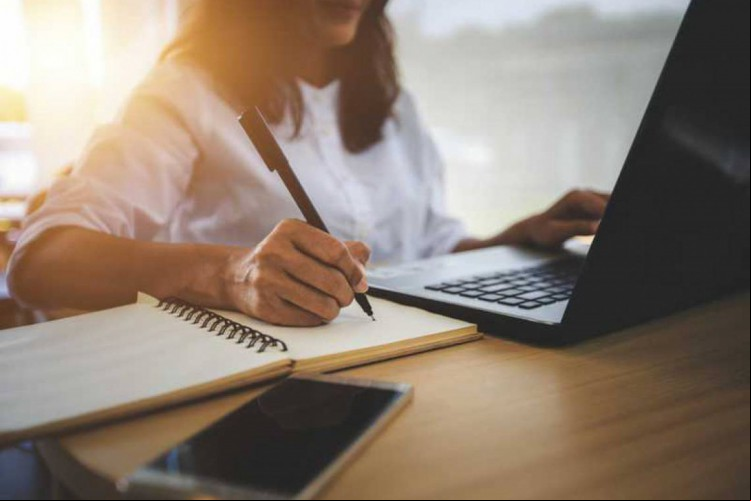 Cursos são voltados para pessoas em situação de vulnerabilidade socioeconômica