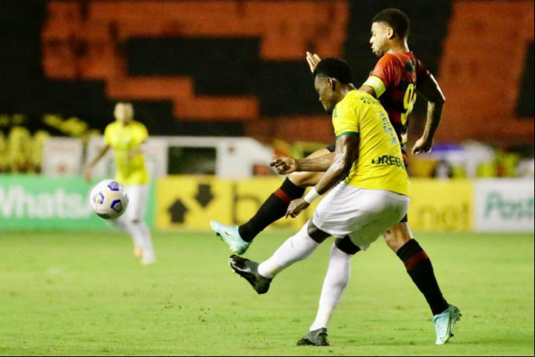 Sport e Cuiabá ficaram no 0 a 0 na Ilha do Retiro