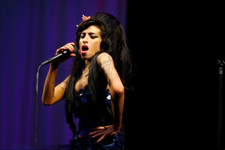 Amy Winehouse faleceu aos 27 anos (Foto de Ben STANSALL / AFP)
