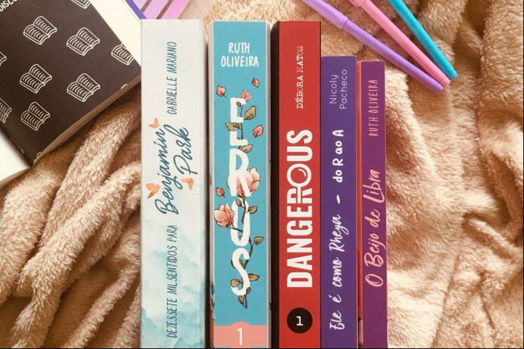 A Editora Violeta surgiu no mercado há mais de um ano