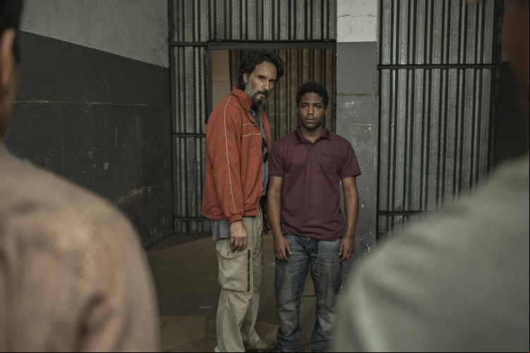 Filme '7 Prisioneiros' estreia na Netflix em novembro