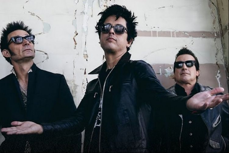 A banda estadunidense de rock Green Day foi confirmada hoje, quinta, 16, como headliner do dia 9 de setembro do Rock in Rio; confira outras atrações anunciadas