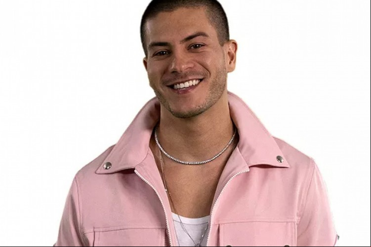 BBB 22: Arthur Aguiar foi o escolhido pelo público em paredão falso e vai para o quarto secreto; ator de 32 anos enfrentou 