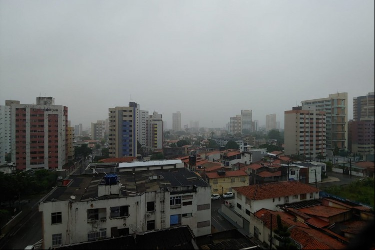 Fortaleza registrou chuva de 75 milímetros, no posto Messejana, segundo dados da Funceme