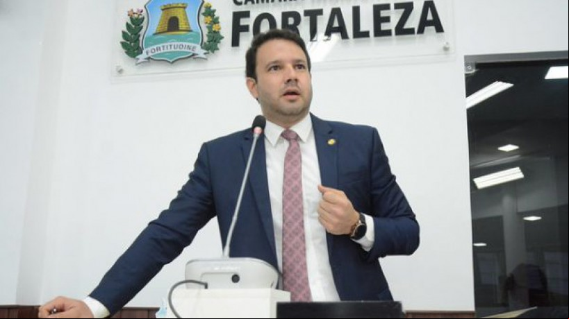 LEO COUTO é vereador de Fortaleza pelo PSB