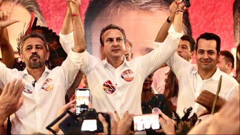 Vitor Valim, com Elmano e Camilo