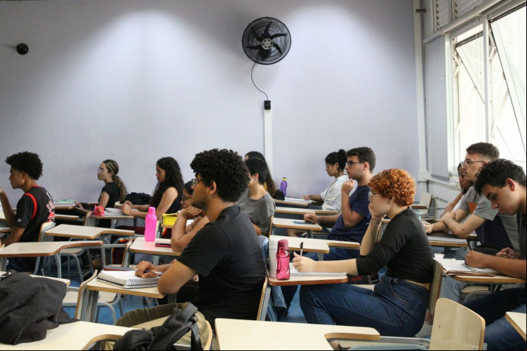 Imagem de apoio ilustrativo. 130 cursinhos serão beneficiados