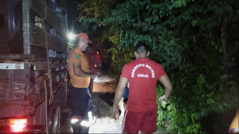 Evacuação preventiva foi realizada na noite deste sábado, 8, e moradores podem voltar às residências neste domingo, 9