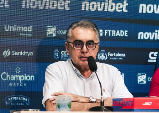 Sérgio Papellin, diretor de futebol do Fortaleza, em entrevista coletiva