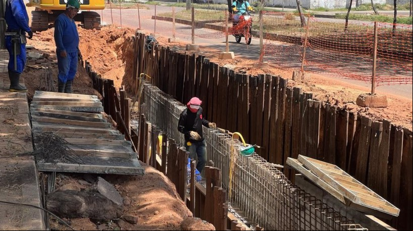 Obra faz parte de contrato que ainda inclui melhorias nas vias próximas à Paulino Rocha