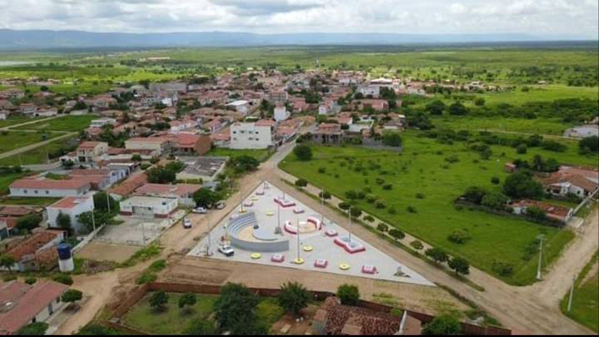 Vítima foi morta por um objeto perfurocortante em sua residência