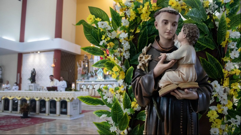 Dia 13 de junho comemora-se o dia de Santo Antônio, o santo casamenteiro