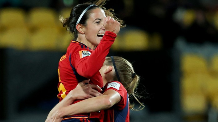 Espanha venceu os dois primeiros jogos da fase de grupos Espanha venceu os dois primeiros jogos da fase de grupos
