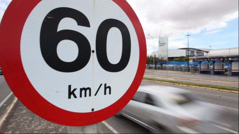 Apesar do trecho trabalhado ter limite de 60 km/h, a PRF se assustou com veículos chegando a 150 km/h