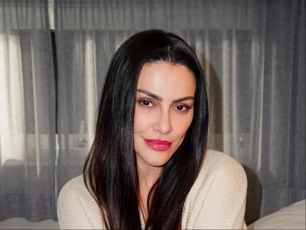 Filha de Glória Pires e Fábio Jr., Cleo comenta que o músico foi 