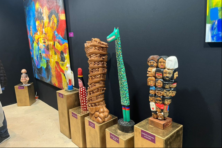 Cinco artesão do Ceará apresentam obras no Museu do Louvre