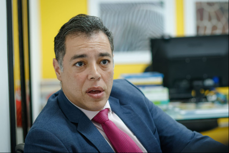Leonardo Araújo, Assessor Especial de Assuntos Federais, na Casa Civil, avaliou que Evandro Leitão tem mais viabilidade de vitória na disputa à Prefeitura de Fortaleza