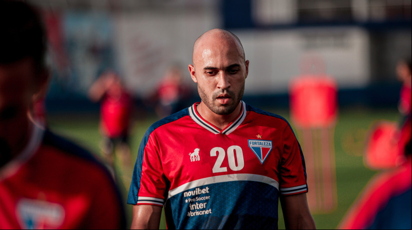 Lateral-direito Dudu em treino do Fortaleza no Centro de Excelência Alcides Santos, no Pici