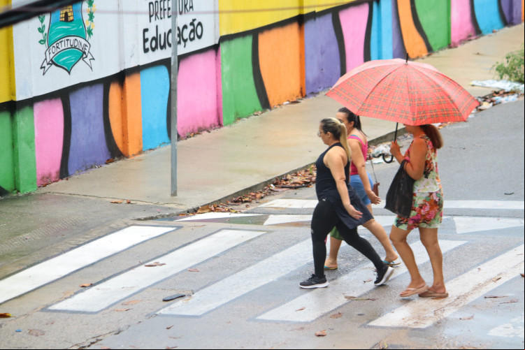 Ararendá registra maior chuva do Ceará nas últimas 24h; veja previsão