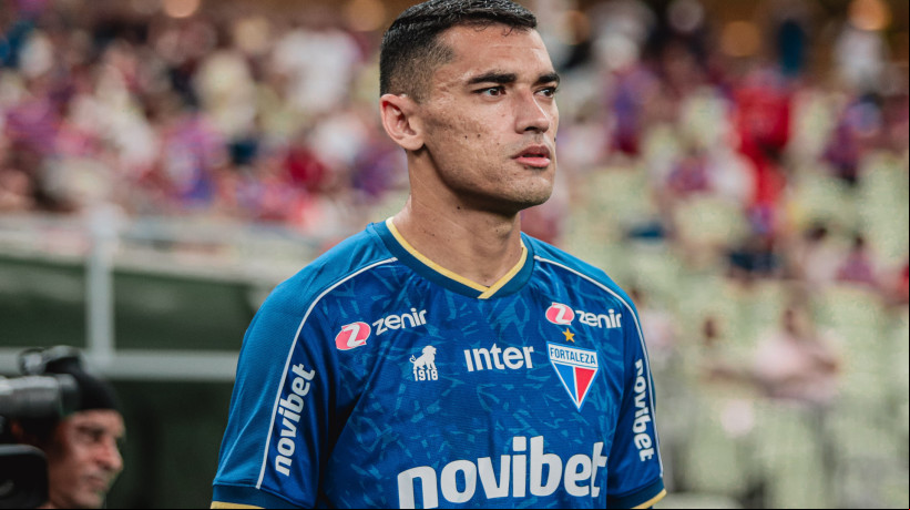 Goleiro Santos no jogo Fortaleza x River-PI, no Castelão, pela Copa do Nordeste 2024