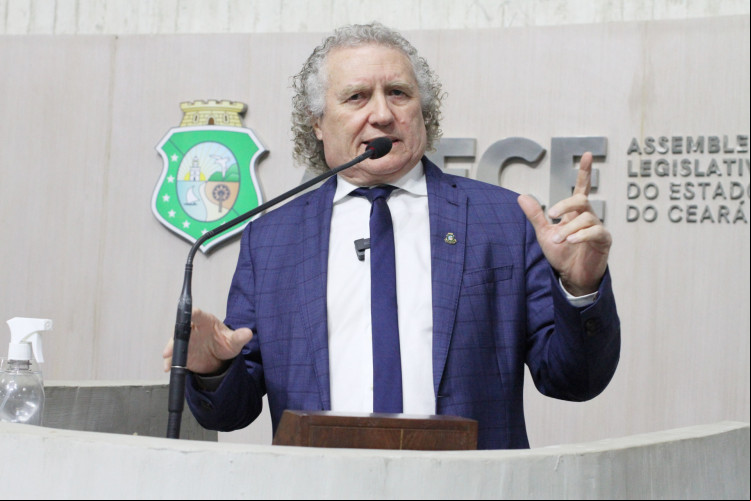 O deputado estadual, Dr. Oscar Rodrigues (União), é pré-candidato a Prefeitura de Sobral