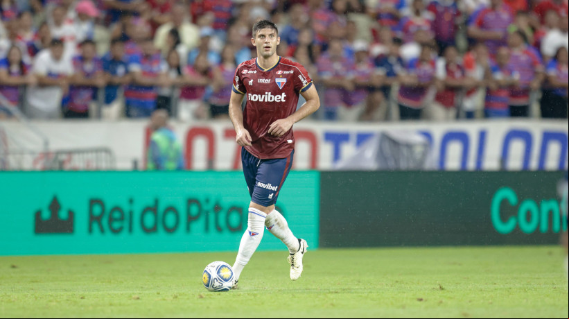 Chileno Kuscevic se firmou na zaga tricolor