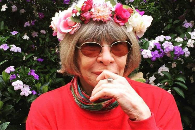 Cantora e compositora brasileira Rita Lee, ganha o lançamento de dois livros biográficos em sua homenagem