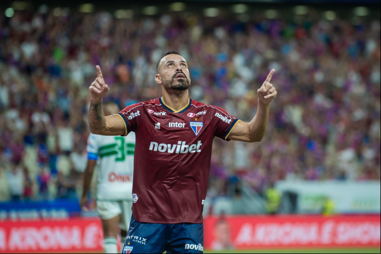 Moisés marcou gol na vitória do Fortaleza diante do Altos-PI, na Arena Castelão, pela Copa do Nordeste.