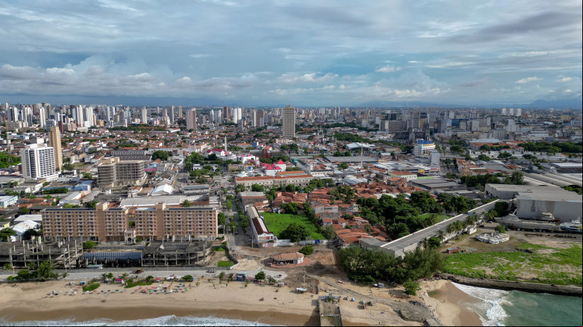 FORTALEZA, CEARÁ, BRASIL- 22.04.2024: Poço da Draga, percepção dos moradores sobre o novo campus Iracema da UFC na comunidade da Poço da draga, noção de extensão dessa comunidade, de distribuição das residências e de inserção na cidade. (Foto: Aurélio Alves/JORNAL O POVO)