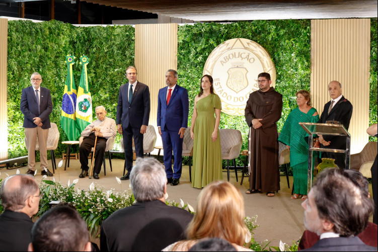MEDALHA ABOLIÇÃO foi entregue ontem