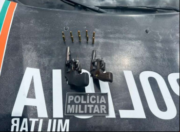 Quatro pessoas são presas em flagrante enquanto tentavam roubar loja no centro de Guaiúba
 