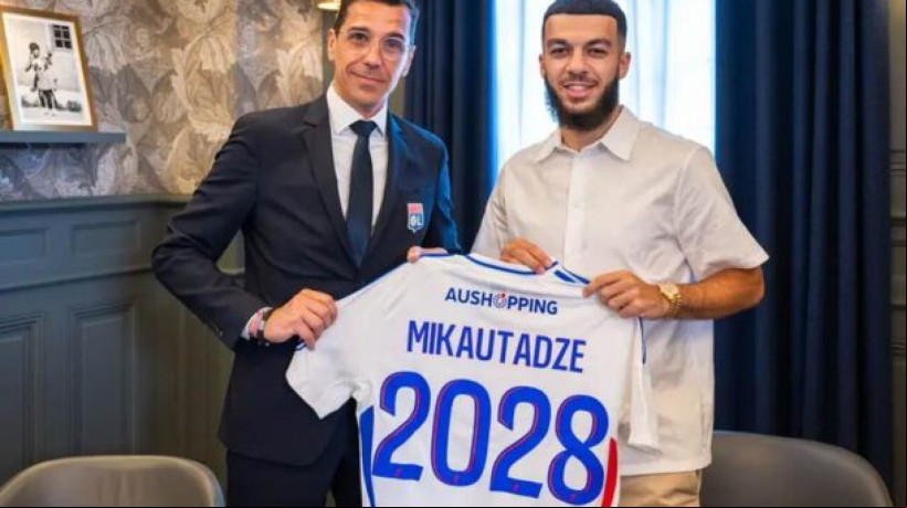 Atacante da Geórgia assina até 2028 com time que tem Jhon Textor como proprietário
 