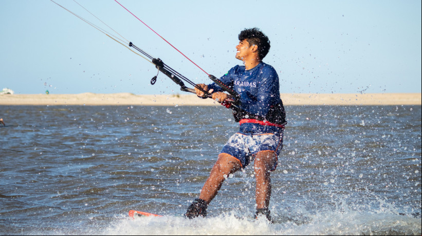 Carlos Mario BEBÊ é, atleta de kitesurf