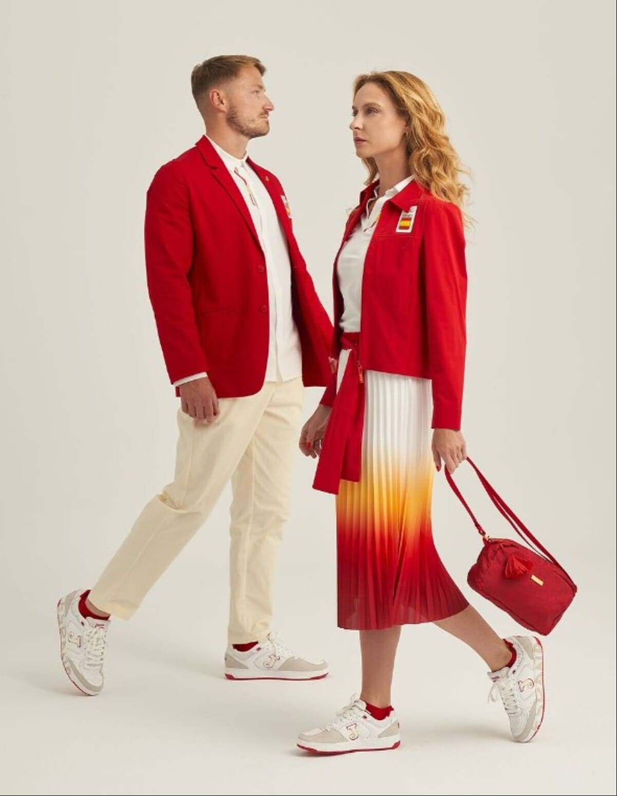 Espanha - O design criado pela Jomasport tem inspiração no cravo vermelho, flor que é um símbolo cultural do país ibérico.