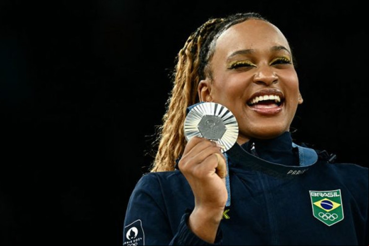 Ginasta garante o 2º lugar no individual geral na ginástica, ainda vai disputar três finais e pode embolsar até R$ 1,5 milhão