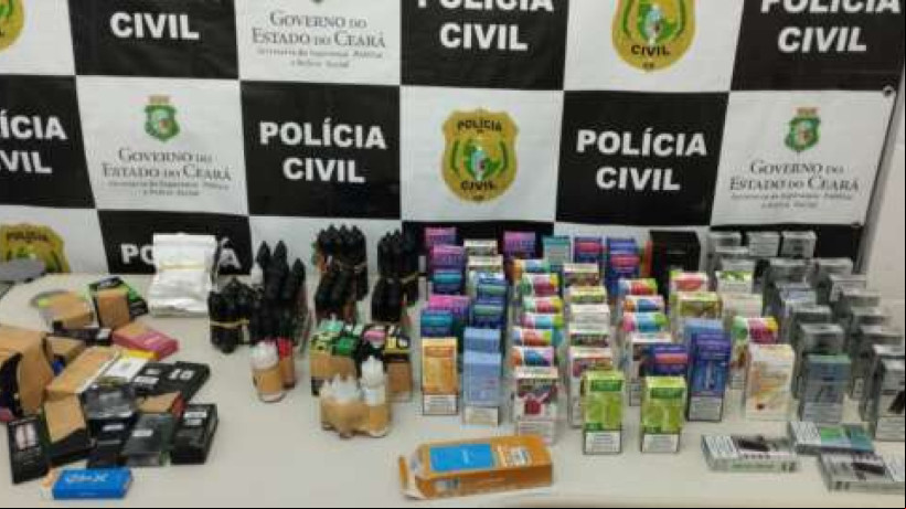 Polícia Civil do Estado do Ceará (PCCE) apreende dois suspeitos em posse de 77 cigarros eletrônicos, 121 essências diversas e 66 órios diversos para vaporizadores em Limoeiro do Norte