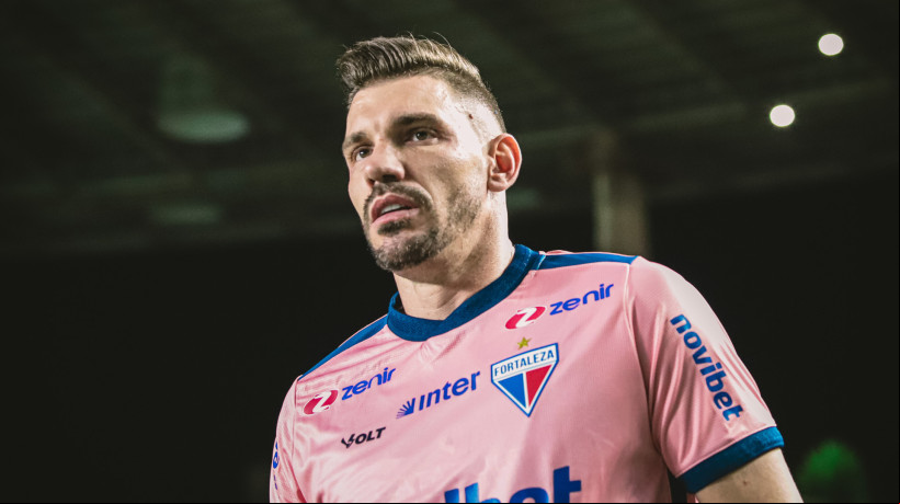 Goleiro João Ricardo no jogo Cruzeiro x Fortaleza, no Estádio Kleber Andrade, pelo Campeonato Brasileiro Série A 2024