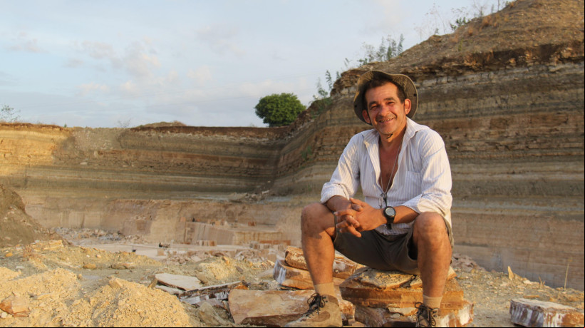 Ele atua na aréa há mais de 30 anos e será o primeiro brasileiro a ser agraciado com a premiação internacional