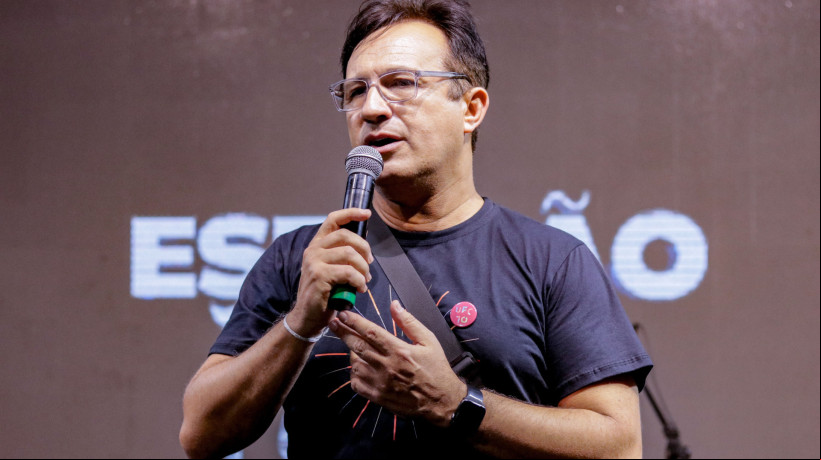 CUSTÓDIO Almeida, reitor da UFC, na cerimônia de recepção da Caravana