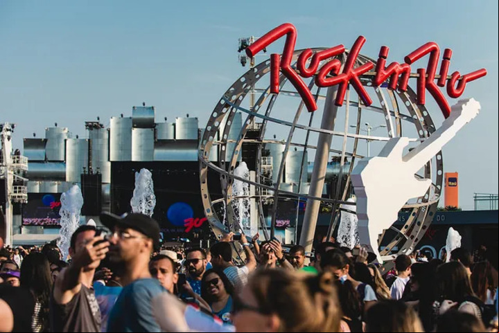 Em tempos de Rock in Rio, quem vai à Cidade do Rock percebe que a área, onde fica o Parque Olímpico, tem também um espaço chamado Parque Rita Lee. Trata-se da área de lazer que a Prefeitura do Rio inaugurou, em 12/5/2024 em homenagem à cantora que fez história da MPB.