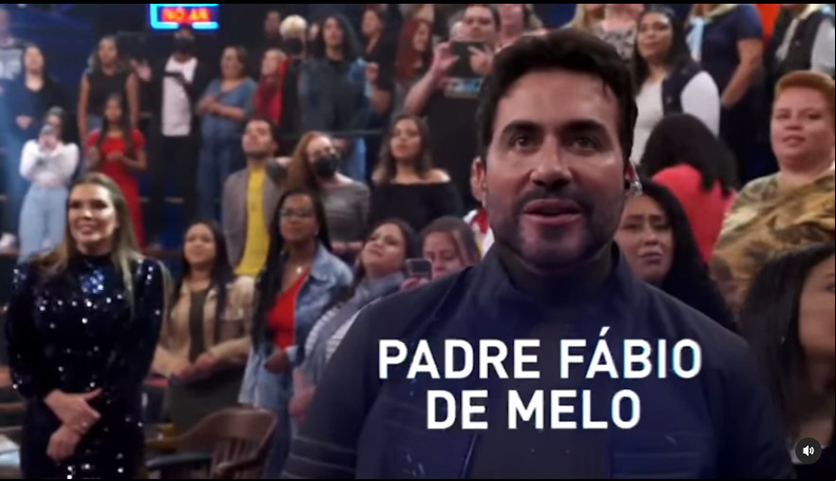 “Meu caro, se você esperar eu falar, porque agora você só está perturbando, inclusive perturbando quem quer ouvir. Eu não tenho como conversar com você agora. Se você puder fazer silêncio agora e depois converso com você, tudo bem. Mas você quer falar ao mesmo tempo que eu? As pessoas não vieram aqui para ver você gritar, disse.