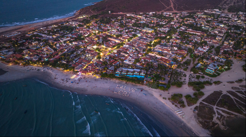 Imagem área da vila de Jericoacoara, área que estaria em sobreposição com propriedade da empresária Iracema Correia São Tiago