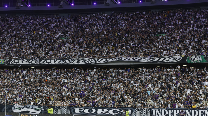 Torcida do Ceará no jogo Ceará x América-MG, no Castelão, pela Série B 2024
