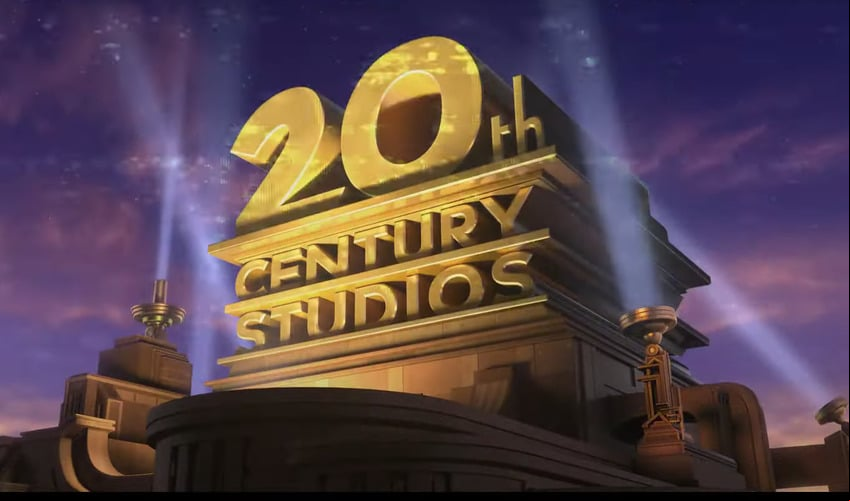 A 20th Century Studios foi fundada em 1933 como Twentieth Century Pictures e tornou-se uma das maiores produtoras de filmes do cinema americano - e mundial. Ela mudou de nome algumas vezes e foi comprada pela The Walt Disney Company em 2019.