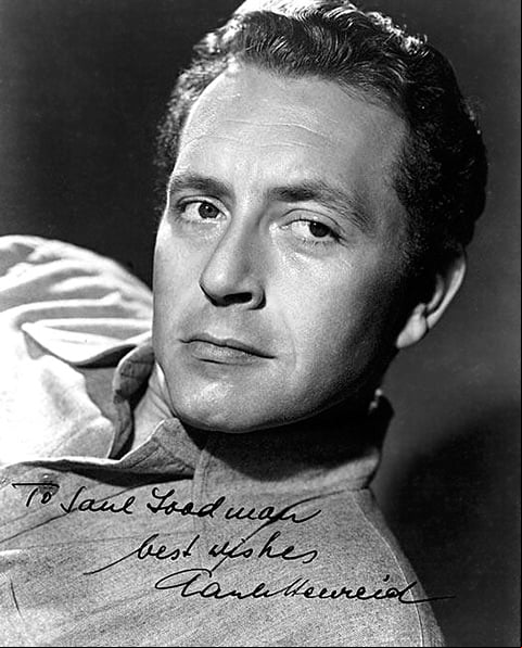 Paul Henreid (1908 - 1992) - Nascido na Itália, o ator se mudou para Hollywood e alterou seu nome para seguir a vida artística, uma vez em que foi perseguido e ameaçado de morte pela ascensão do regime nazista. Fez sucesso em ''Agora, Voyager e Casablanca.